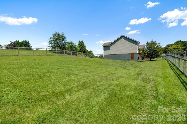 78 Bear Creek Hills Drive, Leicester, NC 28748