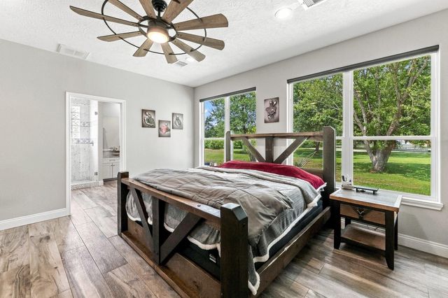 9010 Point Barrow Road, Beach City, TX 77523