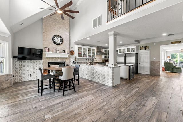 9010 Point Barrow Road, Beach City, TX 77523