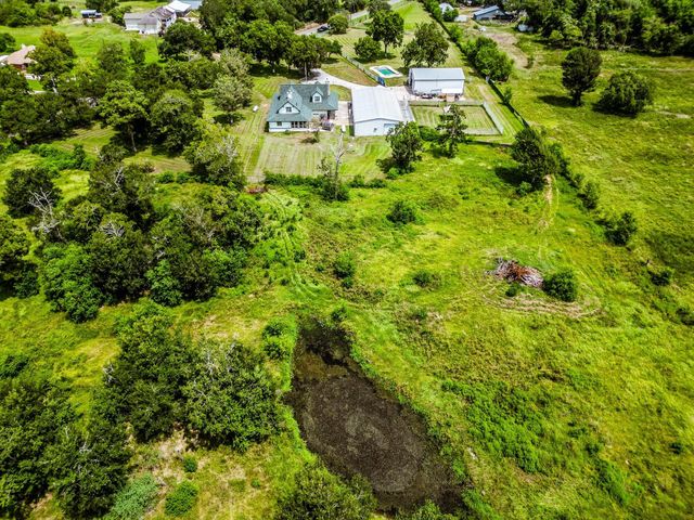 9010 Point Barrow Road, Beach City, TX 77523