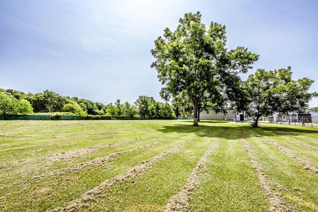 9010 Point Barrow Road, Beach City, TX 77523