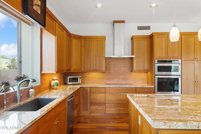 7304 E BENT TREE Drive, Scottsdale, AZ 85266