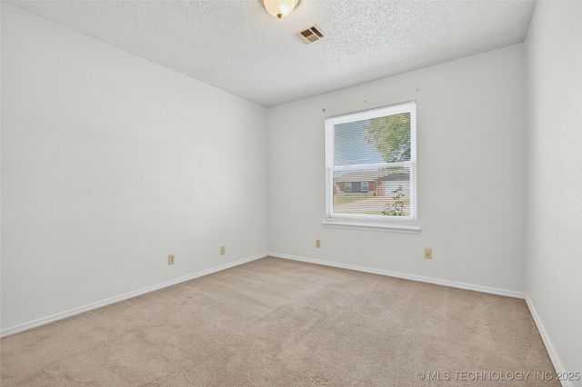 116 N Spruce Avenue, Bartlesville, OK 74006