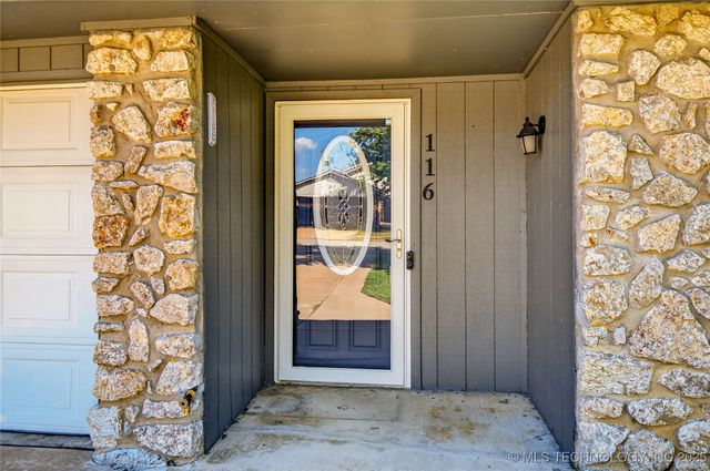 116 N Spruce Avenue, Bartlesville, OK 74006