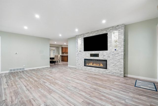 918 Colby Road, Waterloo, IA 50701