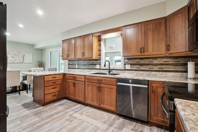 918 Colby Road, Waterloo, IA 50701