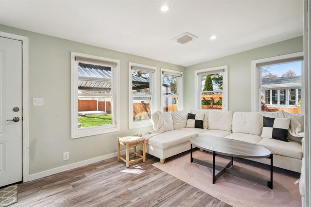 918 Colby Road, Waterloo, IA 50701