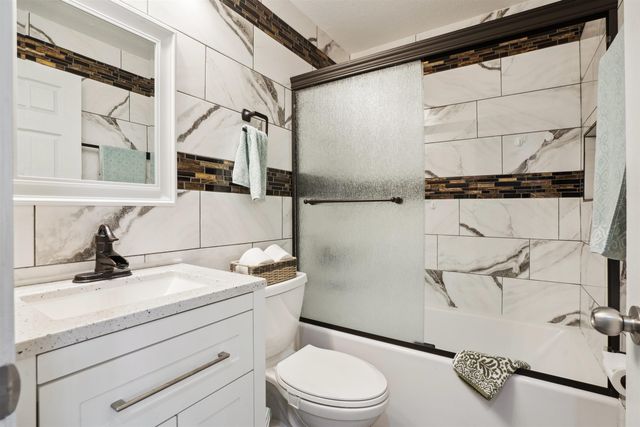 918 Colby Road, Waterloo, IA 50701