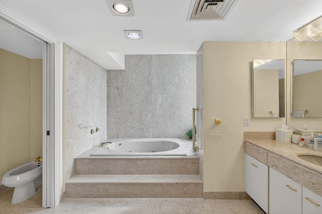 1500 S Ocean Boulevard 606, Boca Raton, FL 33432