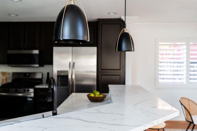 29747 Circle R Ct, Escondido, CA 92026