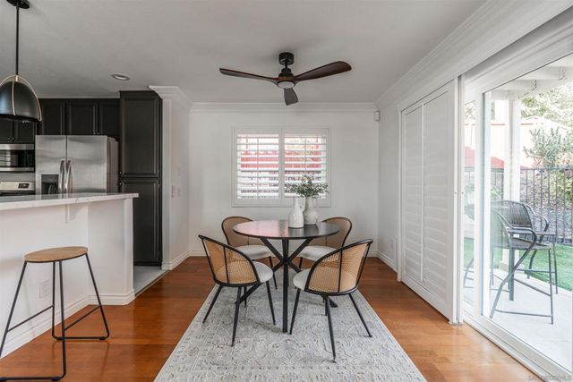 29747 Circle R Ct, Escondido, CA 92026