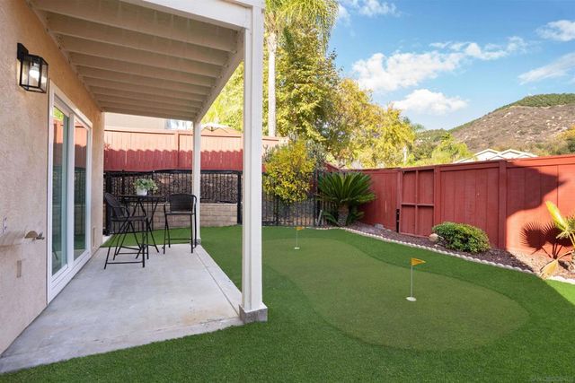 29747 Circle R Ct, Escondido, CA 92026