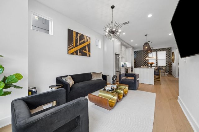 1308 Heslep Street C, Houston, TX 77009