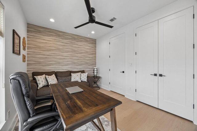 1308 Heslep Street C, Houston, TX 77009