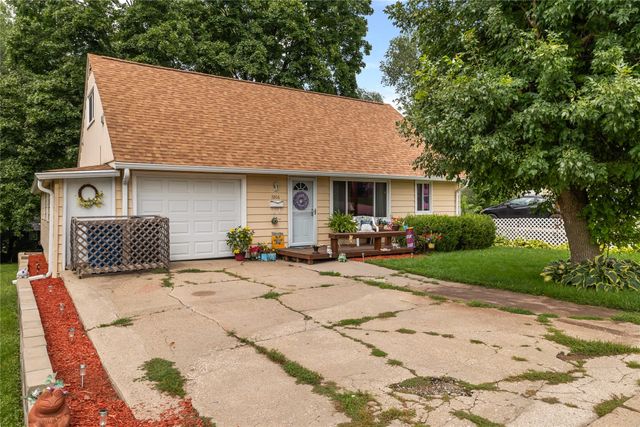 7206 SW 14th Street, Des Moines, IA 50315