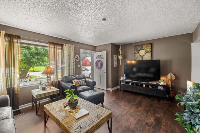 7206 SW 14th Street, Des Moines, IA 50315