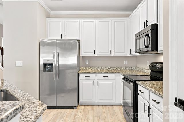 231 Dawn Mist Lane, Fort Mill, SC 29708