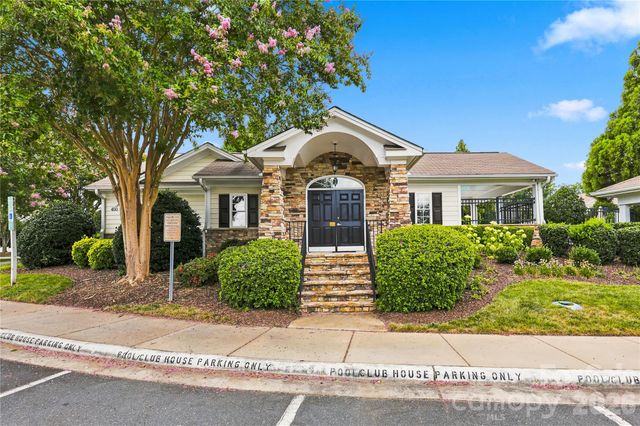 231 Dawn Mist Lane, Fort Mill, SC 29708
