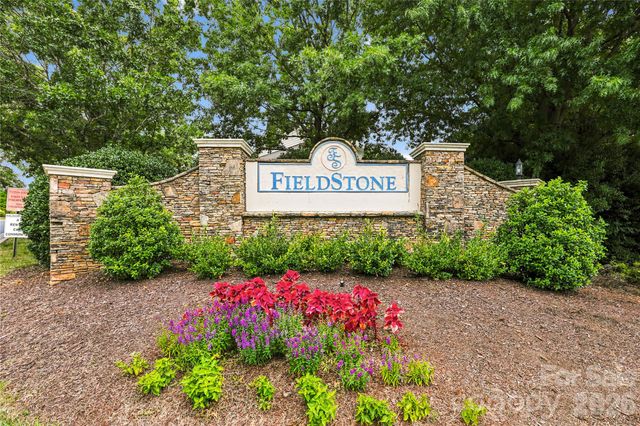 231 Dawn Mist Lane, Fort Mill, SC 29708