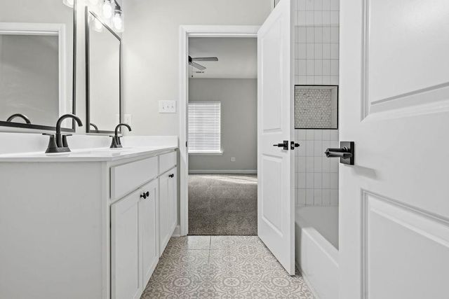 1372 S ORLEANS ST, Memphis, TN 38106