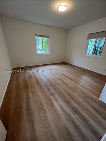 110 SW 30th Rd, Miami, FL 33129