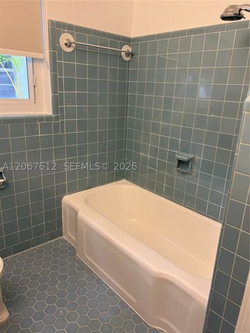 110 SW 30th Rd, Miami, FL 33129