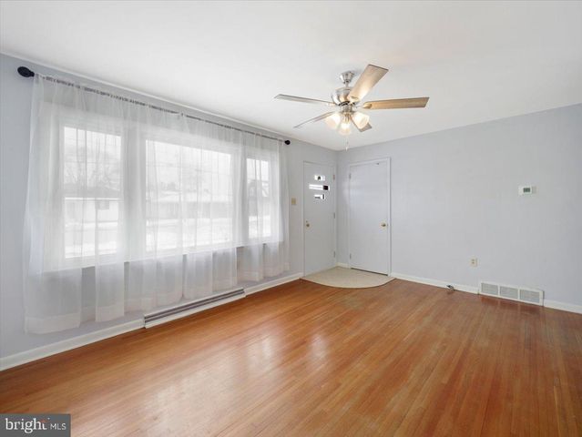 507 RIDGE AVE, Mcsherrystown, PA 17344