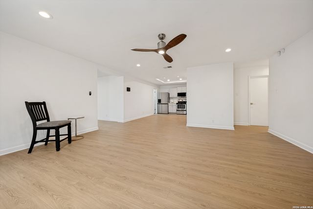 12915 Hunters Moon, San Antonio, TX 78249