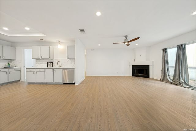 12915 Hunters Moon, San Antonio, TX 78249