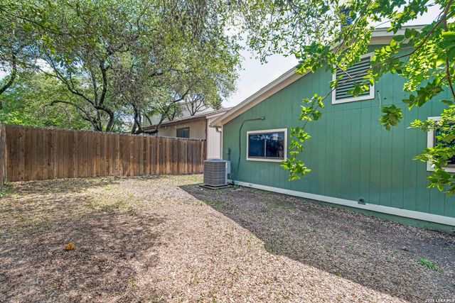 12915 Hunters Moon, San Antonio, TX 78249