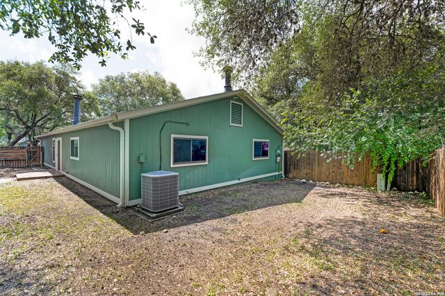 12915 Hunters Moon, San Antonio, TX 78249