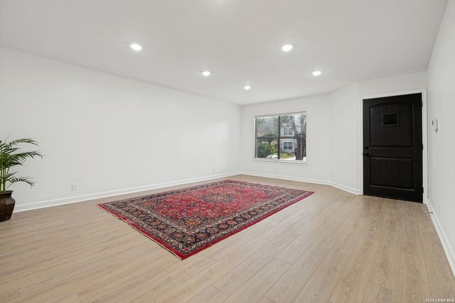 12915 Hunters Moon, San Antonio, TX 78249