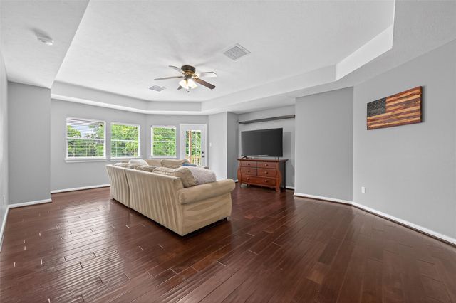 31 Sagamore Bend Place, The Woodlands, TX 77382