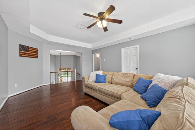 31 Sagamore Bend Place, The Woodlands, TX 77382