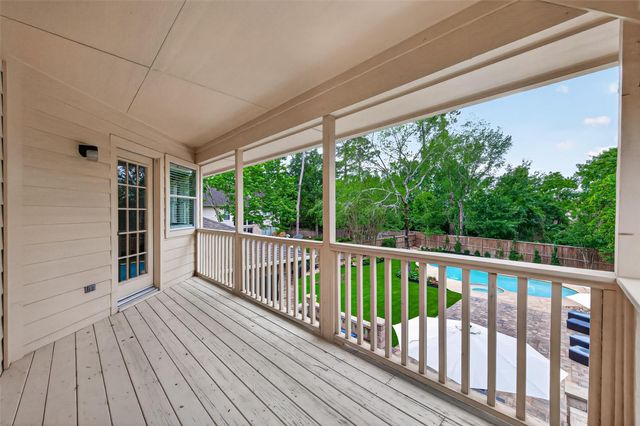 31 Sagamore Bend Place, The Woodlands, TX 77382