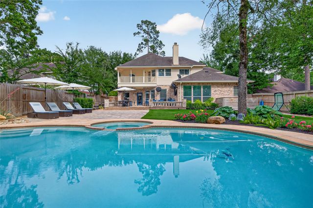 31 Sagamore Bend Place, The Woodlands, TX 77382