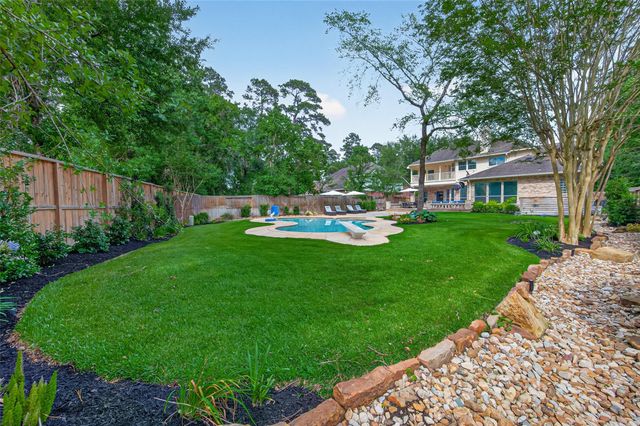 31 Sagamore Bend Place, The Woodlands, TX 77382