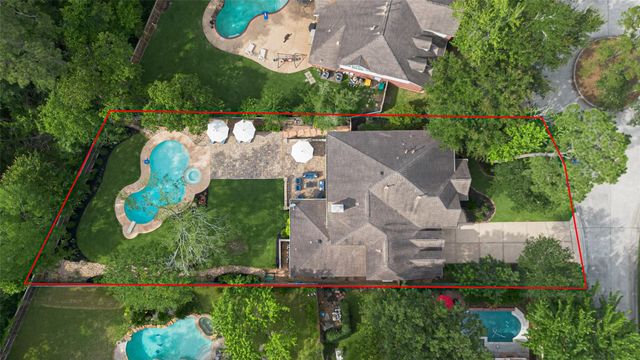 31 Sagamore Bend Place, The Woodlands, TX 77382