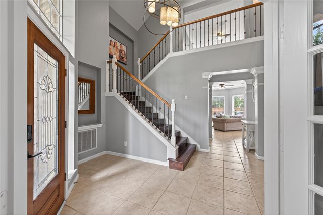 31 Sagamore Bend Place, The Woodlands, TX 77382
