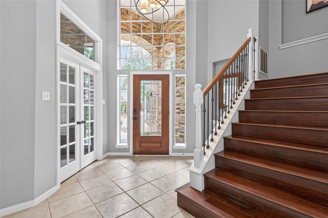 31 Sagamore Bend Place, The Woodlands, TX 77382