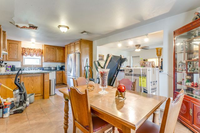 4548 Hodgkins Road, Lake Worth, TX 76135