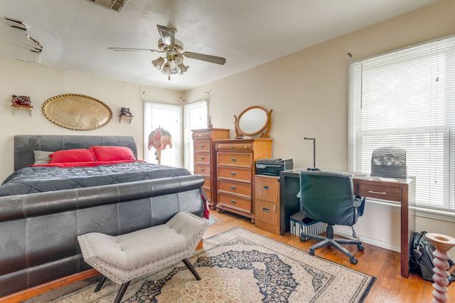 4548 Hodgkins Road, Lake Worth, TX 76135