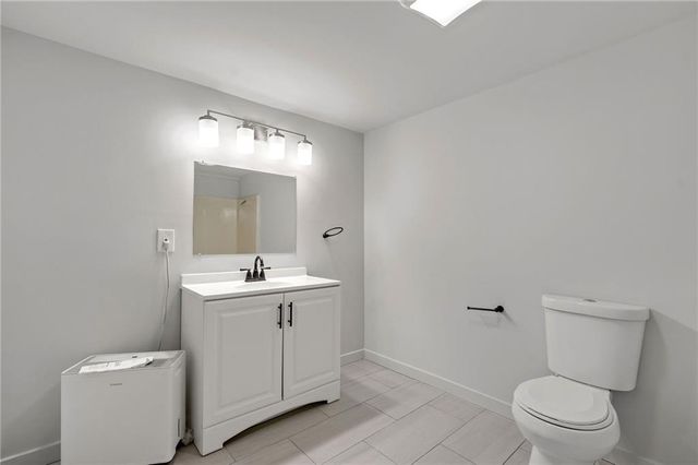 766 Longleaf Drive, Forest Park, GA 30297