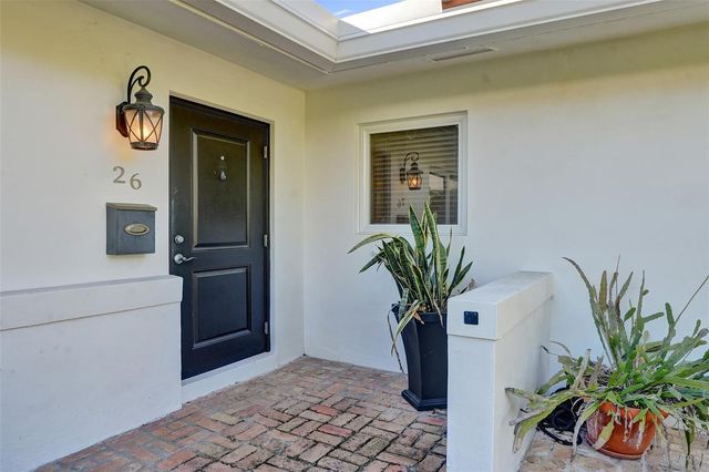 26 Cayuga Road, Sea Ranch Lakes, FL 33308