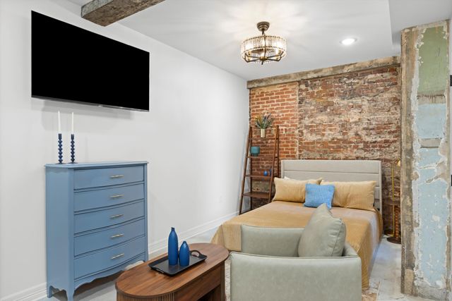 117 E 7th Street 503-B, Chattanooga, TN 37402