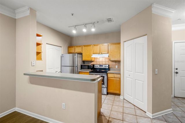 4207 S DALE MABRY HIGHWAY 4305, Tampa, FL 33611