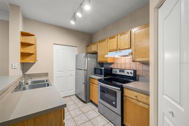 4207 S DALE MABRY HIGHWAY 4305, Tampa, FL 33611