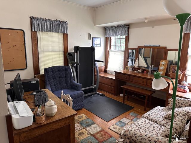 275 W Vesey Street, Petersburg, MI 49270