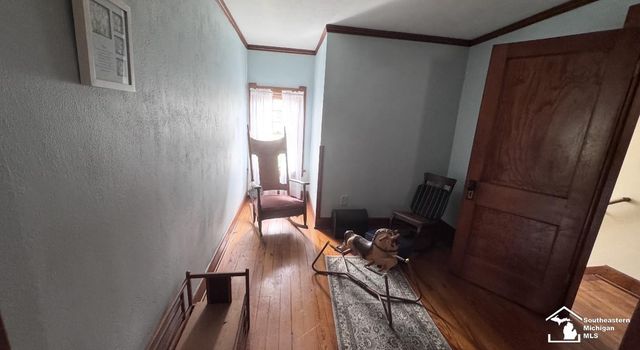 275 W Vesey Street, Petersburg, MI 49270