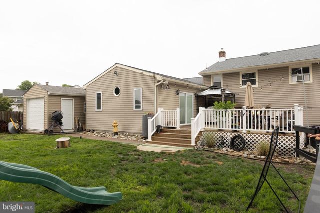 317 CECELIA DR, Blackwood, NJ 08012